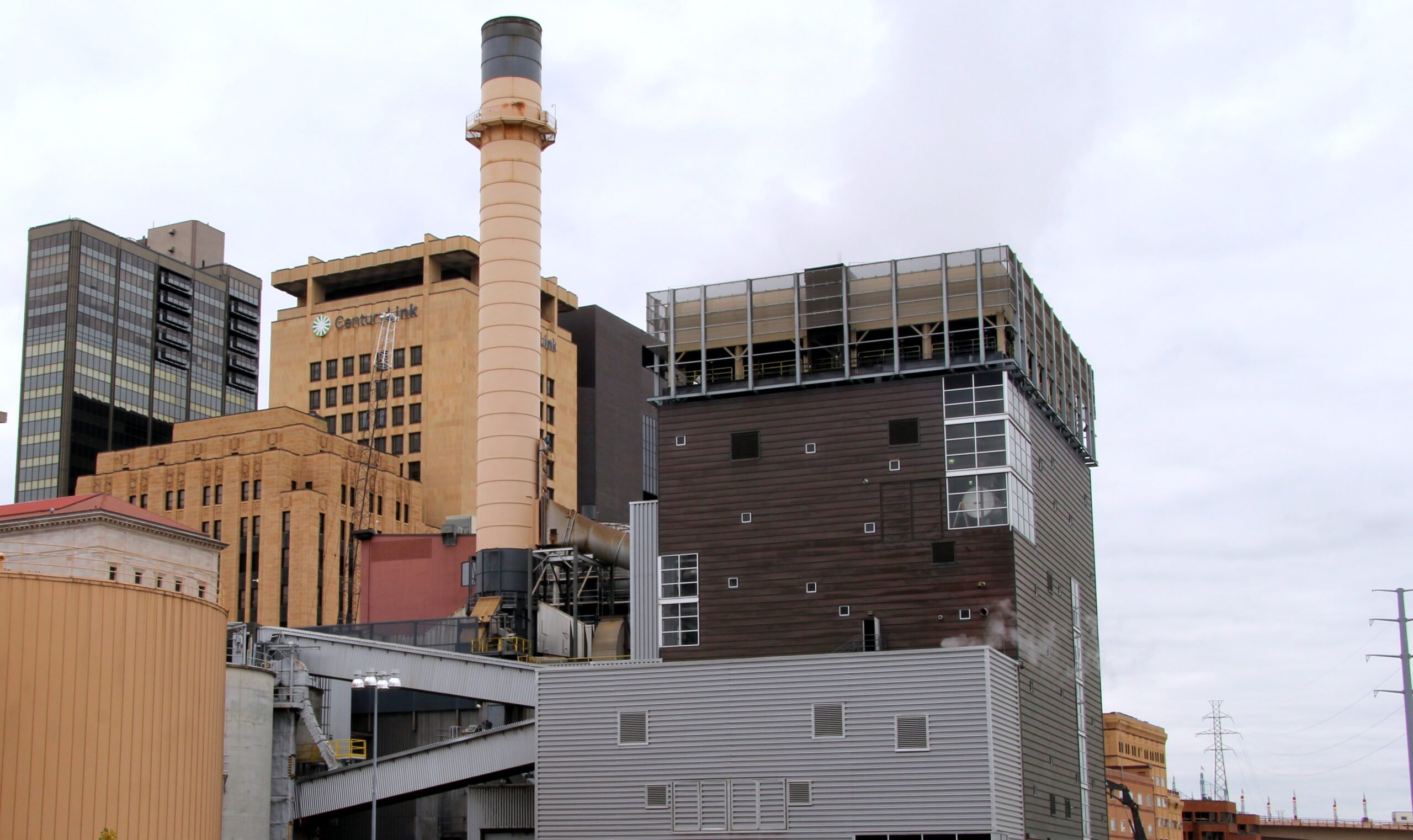 Home 12 Buildings are a top source of carbon pollution—both globally and in Minnesota—<b>contributing 31 percent of U.S. greenhouse gas emissions</b>.